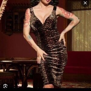 Laura Byrnes Gilda Leopard Print Sleeveless Dress